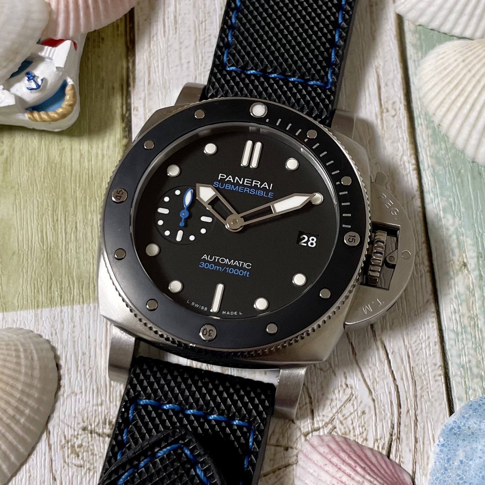 海っぽさをプラスしたい時に役立つ時計。パネライのサブマーシブル42mm 